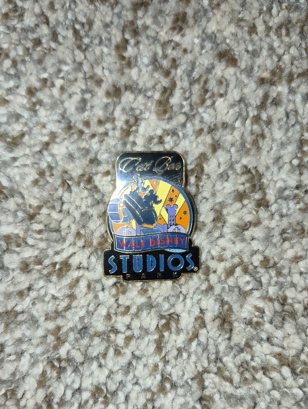 Walt Disney Studios Collector Pin - Rare